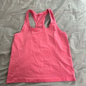 Lululemon swiftly Tech razorback tank